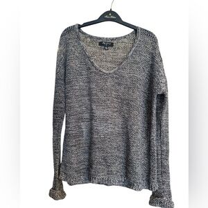 By Corpus Scoop Neck Knitted Top